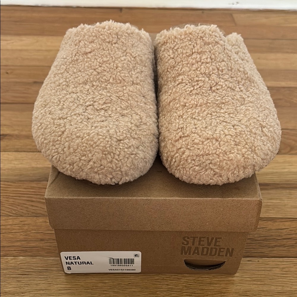 Steve Madden Vesa Tan Fuzzy Slippers